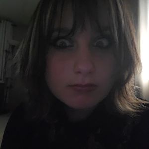 Meet your Posher, Vivian